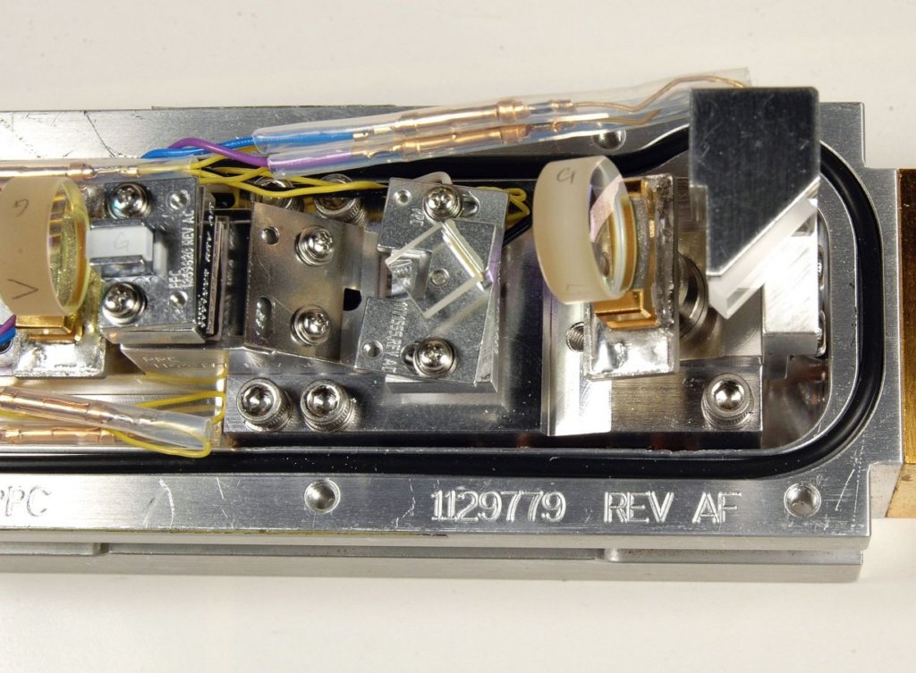 coherentgenesis5321000smxopsloc_mirrorbeam_sampler.jpg