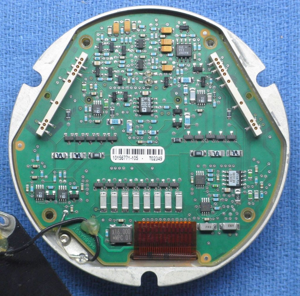 gg1320pcb1_top_closeup1.jpg
