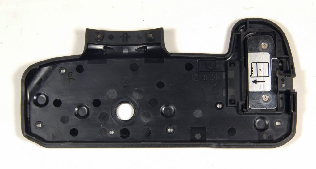 d3000bottom_cover_inside.jpg